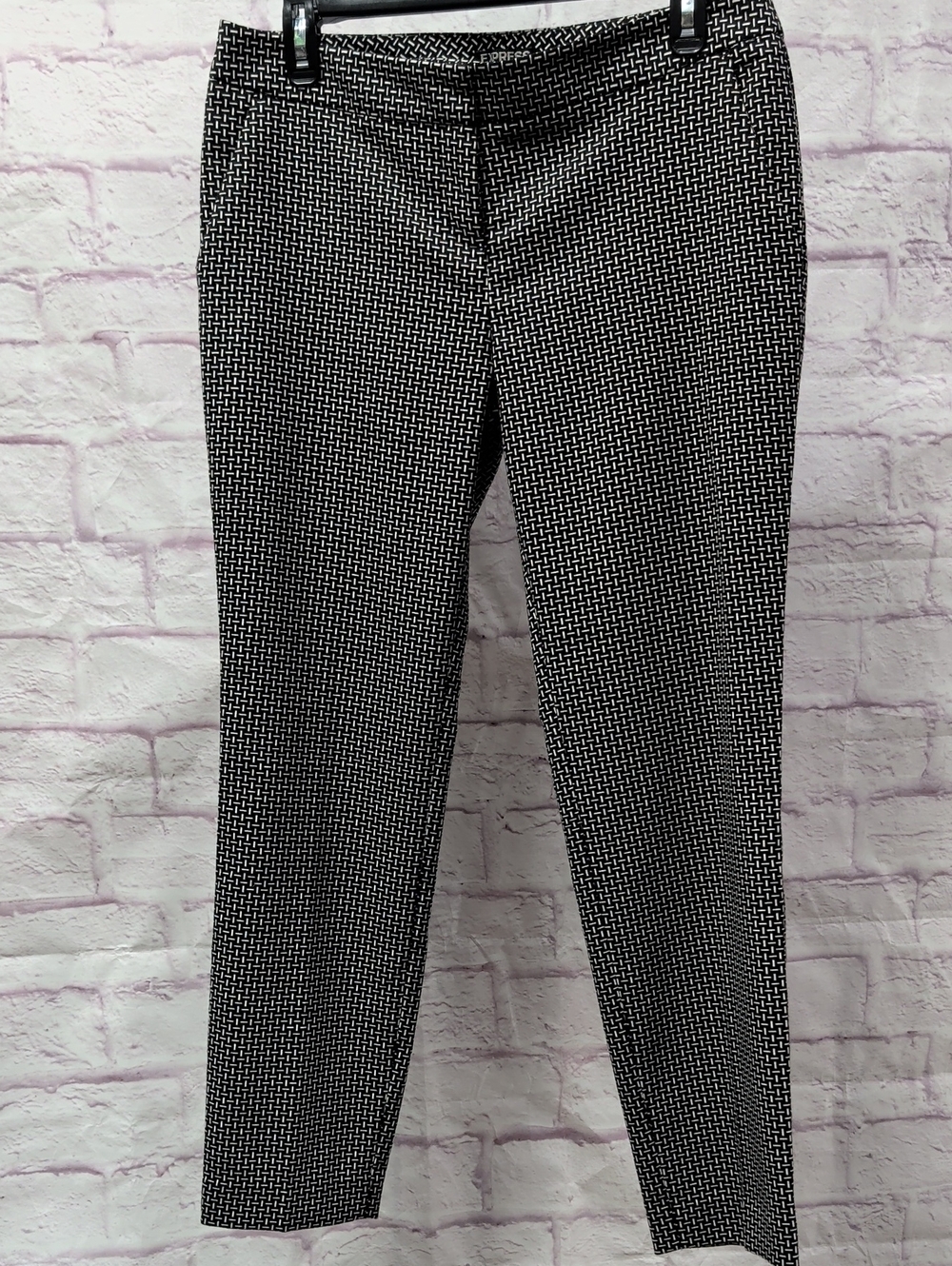 Express Columnist Black & White Ankle Dress Pants - Size 6R